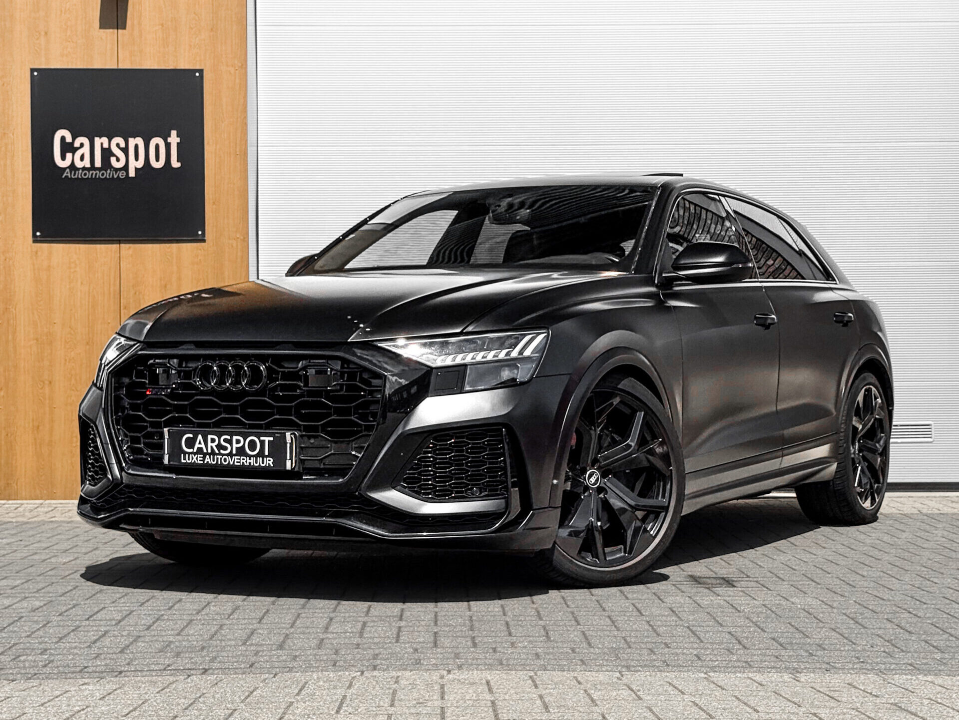 Audi RSQ8 Satin Black